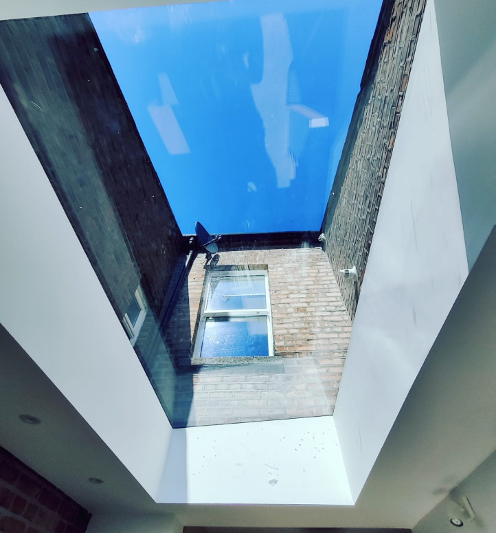 https://www.nrgi.ie/wp-content/uploads/2024/10/Flat-rooflight-1.jpg